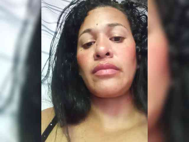 Letty33 webcam