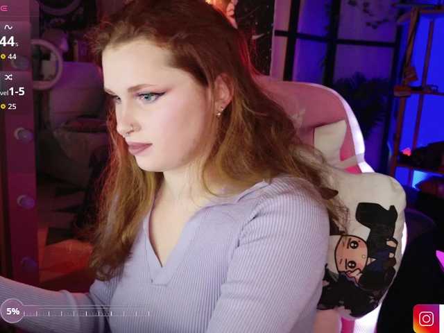 LilithSlut's BongaCams show and profile