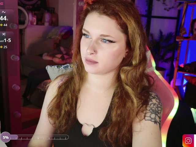 LilithSlut's BongaCams show and profile