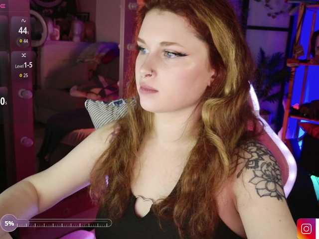 LilithSlut's BongaCams show and profile