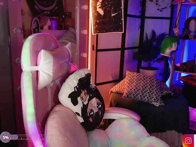LilitSuccubi webcam