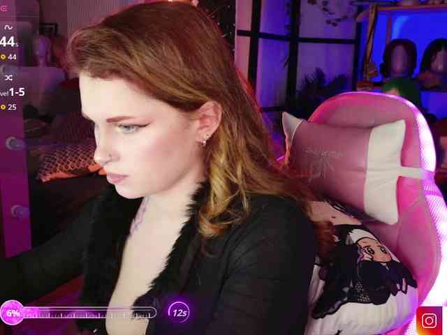 LilitSuccubi webcam