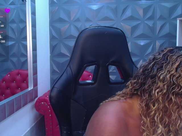 cristalwar's BongaCams show and profile