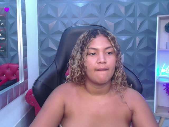 cristalwar's BongaCams show and profile