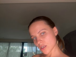 REALMEANTINA Porn Show
