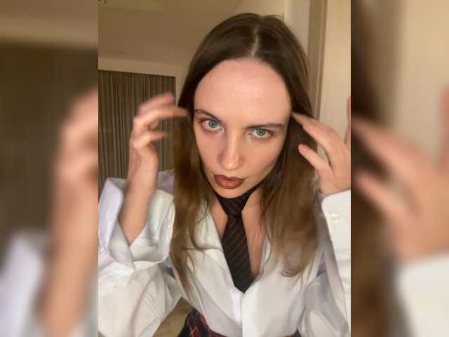 REALMEANTINA live cam on BongaCams