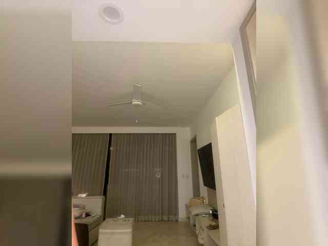 realmeantina's live room