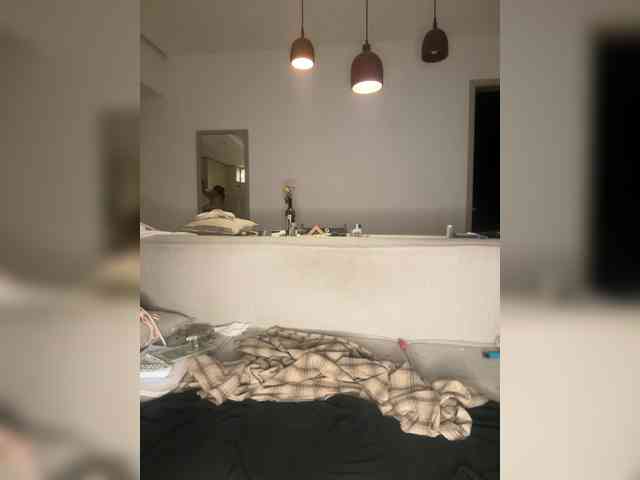 REALMEANTINA webcam