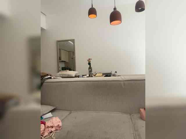 REALMEANTINA webcam