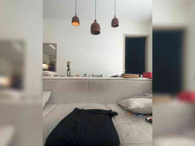 REALMEANTINA webcam