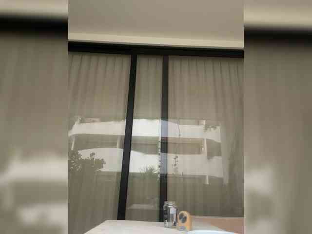 REALMEANTINA webcam
