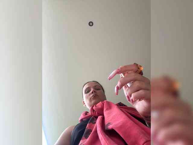 REALMEANTINA webcam