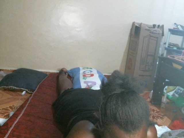 CuteLeilah's BongaCams show and profile