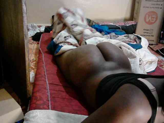 CuteLeilah webcam