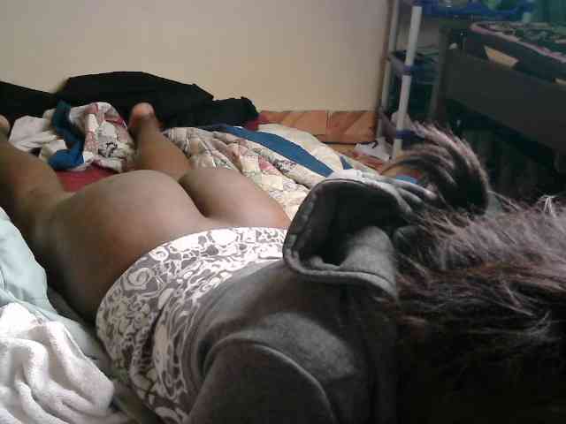 CuteLeilah webcam