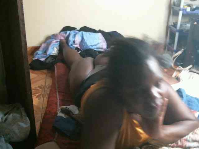 CuteLeilah webcam