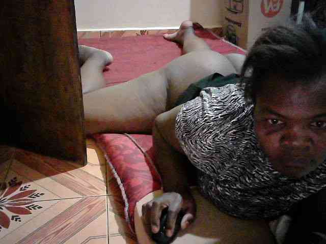 CuteLeilah webcam