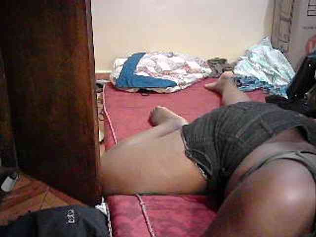 CuteLeilah webcam