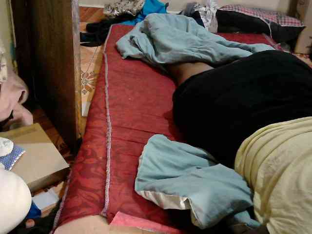 CuteLeilah webcam