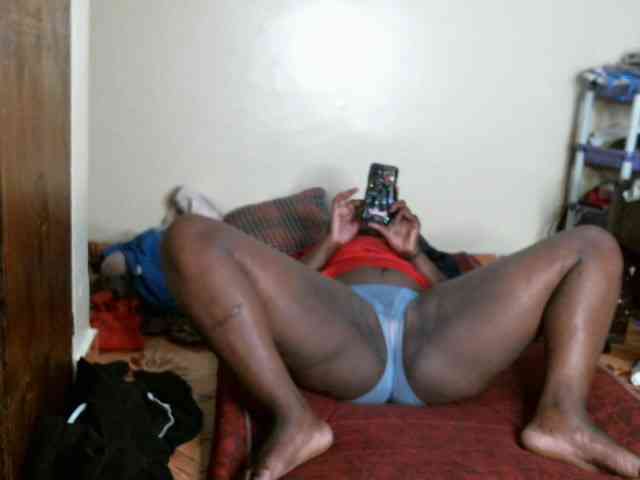 CuteLeilah webcam