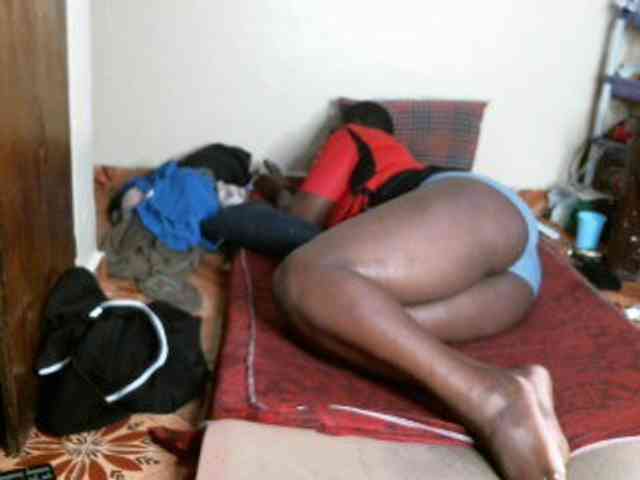 CuteLeilah webcam