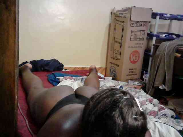 CuteLeilah webcam