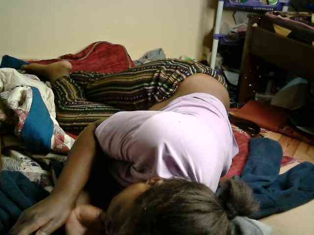 CuteLeilah webcam