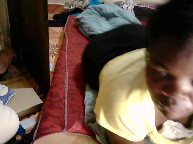 CuteLeilah webcam