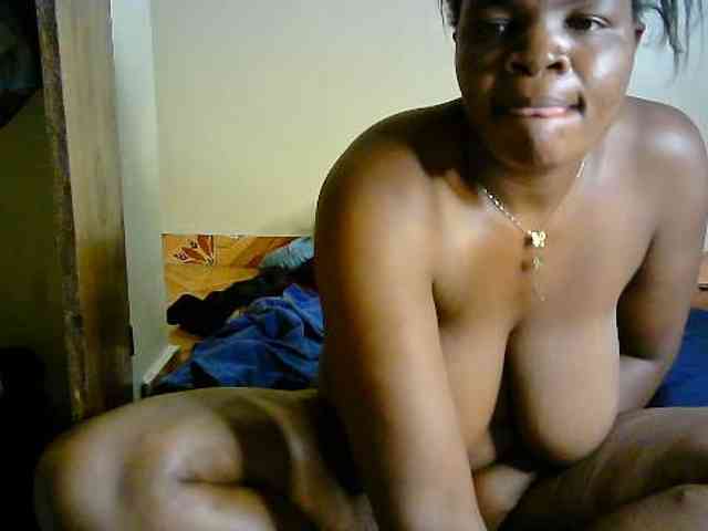 CuteLeilah webcam