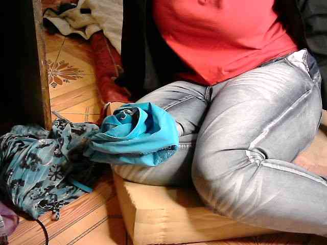 CuteLeilah webcam