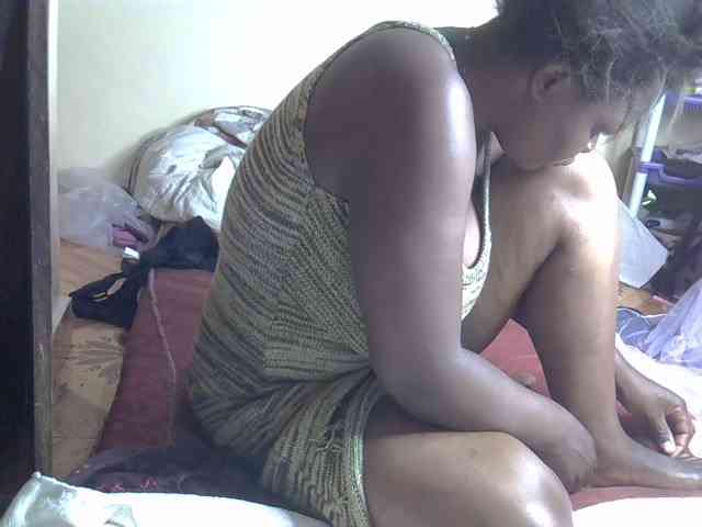 CuteLeilah webcam