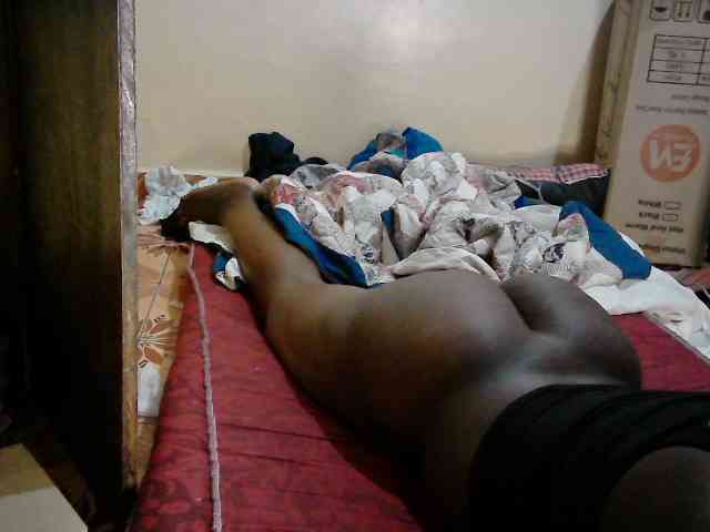 CuteLeilah webcam