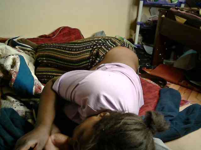 CuteLeilah webcam