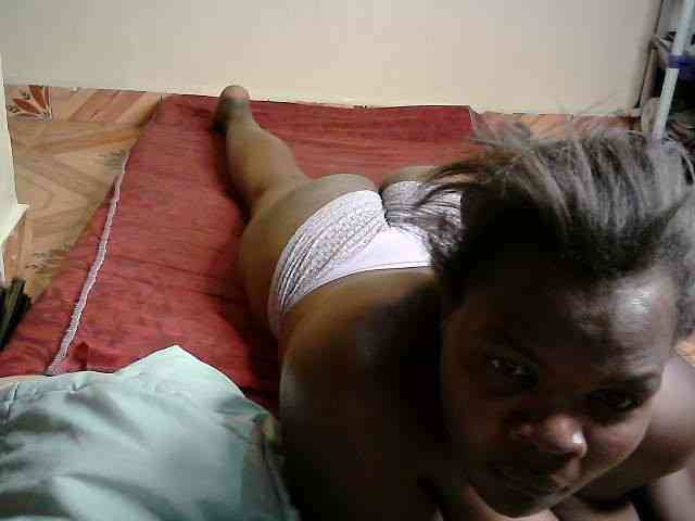 CuteLeilah webcam