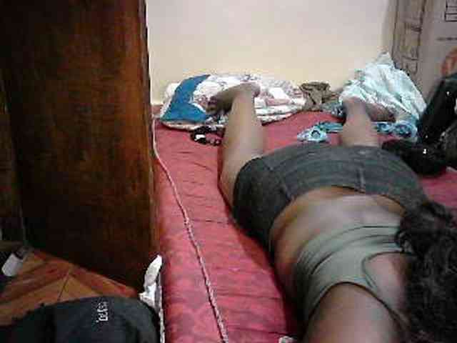 CuteLeilah webcam