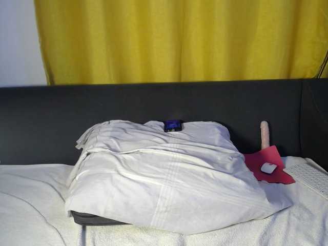 Sexybutt's BongaCams show and profile