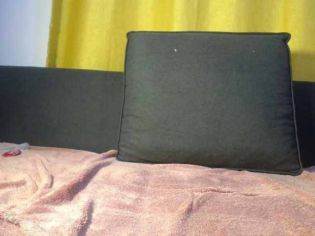 Sexybutt's BongaCams show and profile