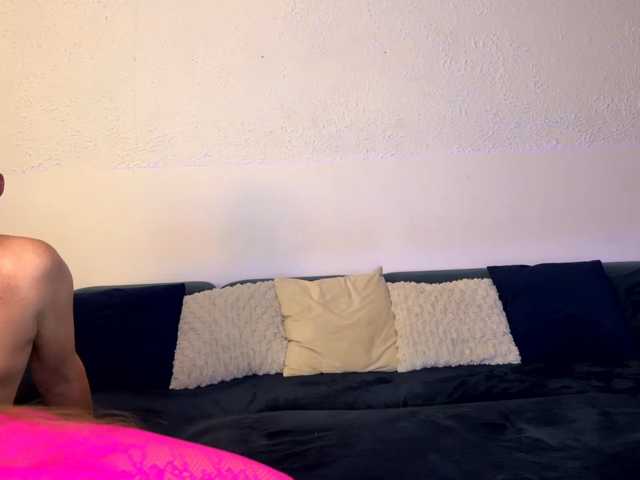 Live трансляция Andyvelvet - slutnetki.online