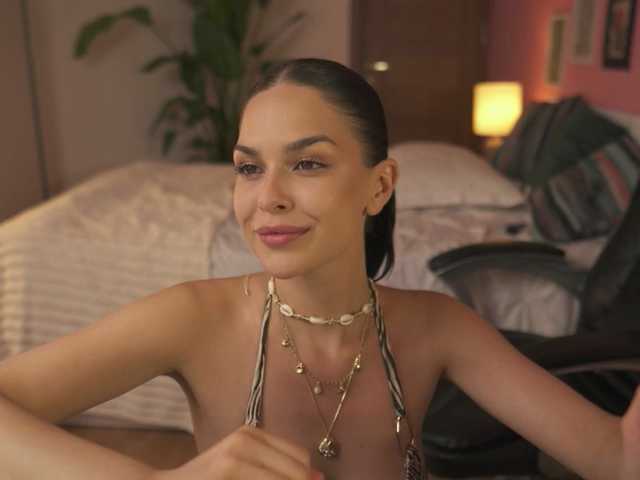 Mila-mila live webcam show