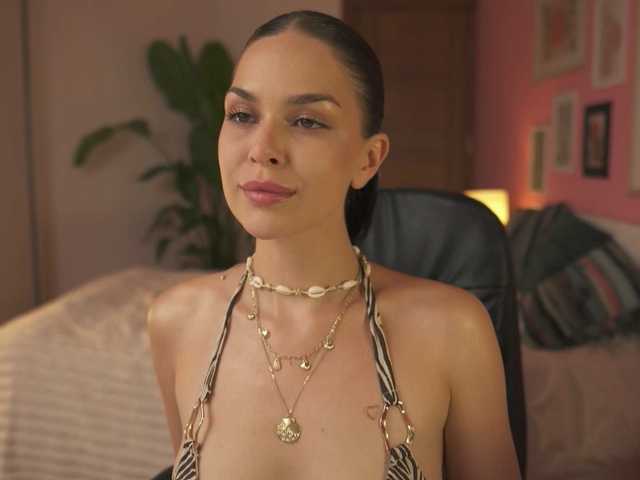 Mila-mila live webcam show