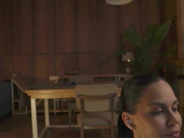 mila-mila live sex show