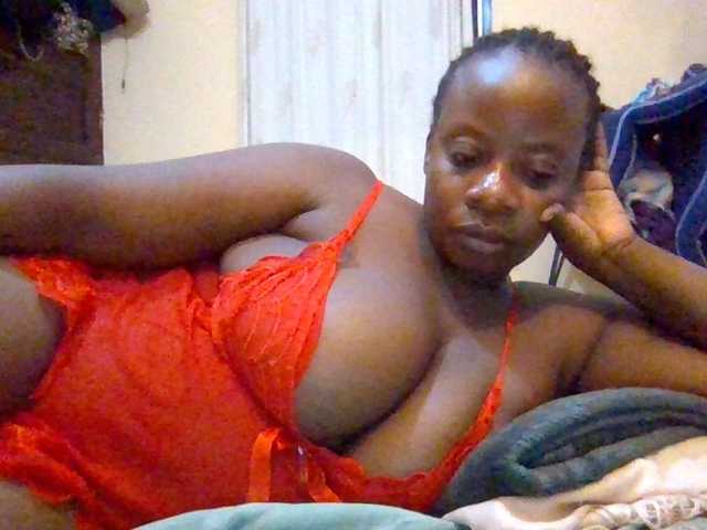 Swityass24 live cam on BongaCams