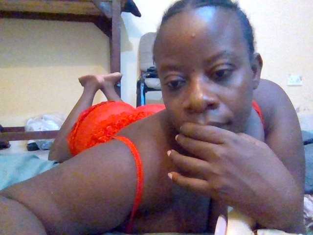 Swityass24 live cam on BongaCams