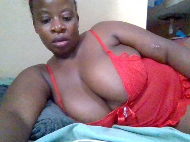 Swityass24 live webcam show