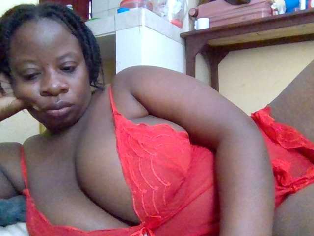 Swityass24 live cam on BongaCams