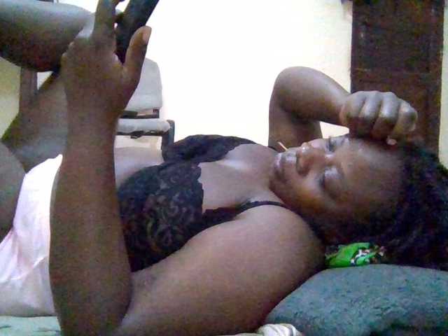 Swityass24 live cam