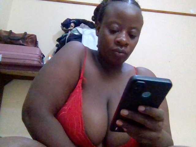Swityass24 live cam on BongaCams