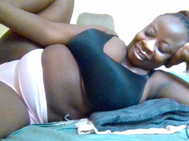 Swityass24 live cam on BongaCams