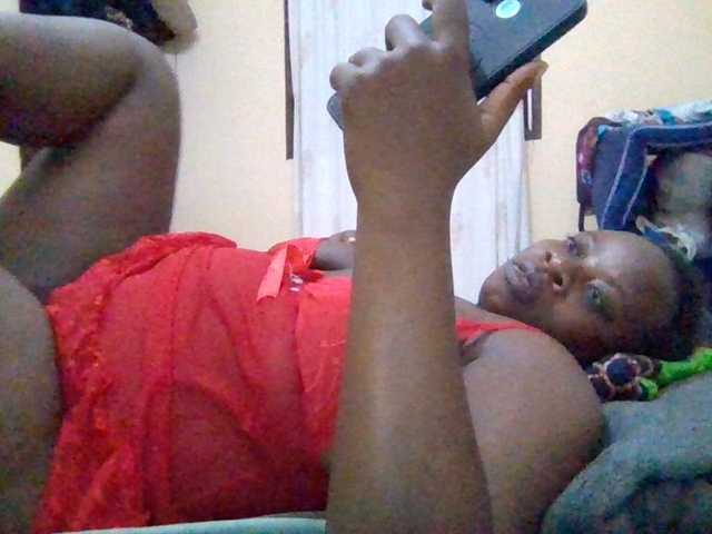 Swityass24 live cam on BongaCams