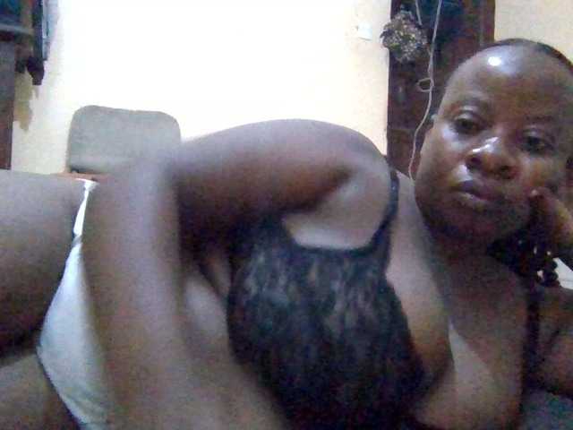 Swityass24 live cam on BongaCams